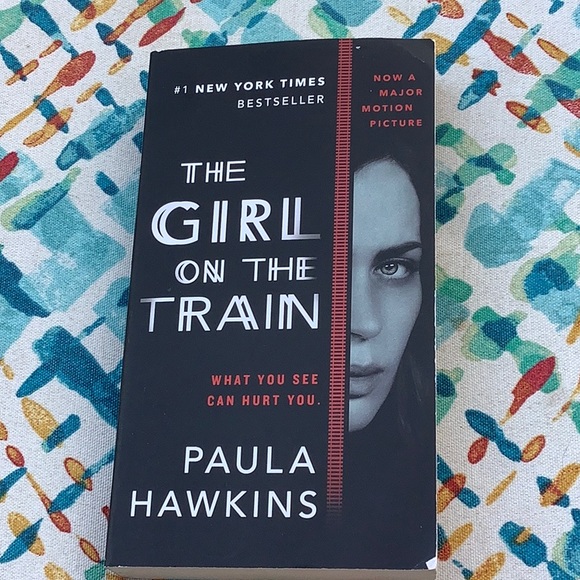 The Girl on the Train by Paula Hawkins - Picture 1 of 5